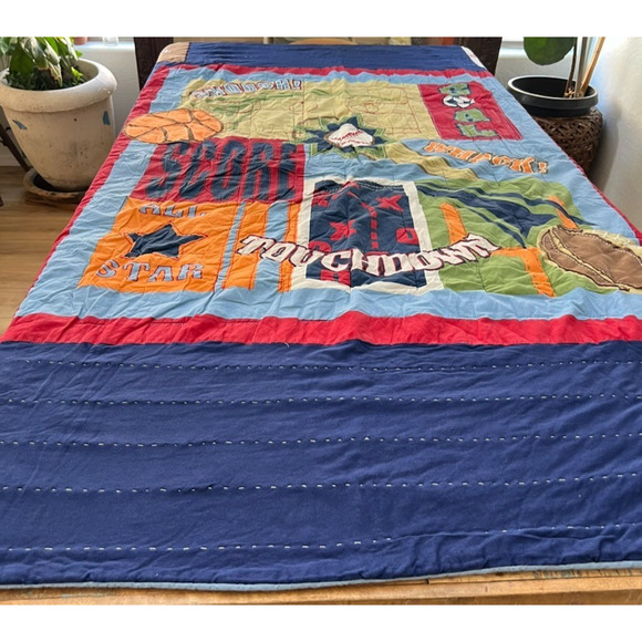 Circo Twin Quilt 100% Cotton Kids All Sports Blue Patchwork - Picture 1 of 10